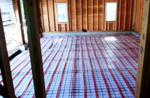 Radiant floor heating installation by Rescomm PHC Inc.