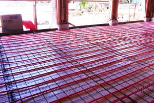 Radiant floor heating installation by Rescomm PHC Inc.